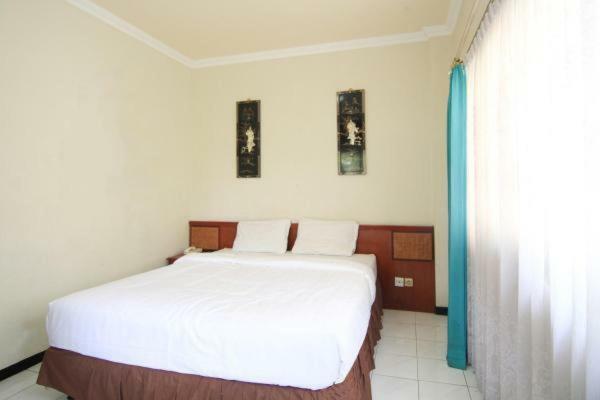 Hotel Pasah Asi Surabaya Exterior photo